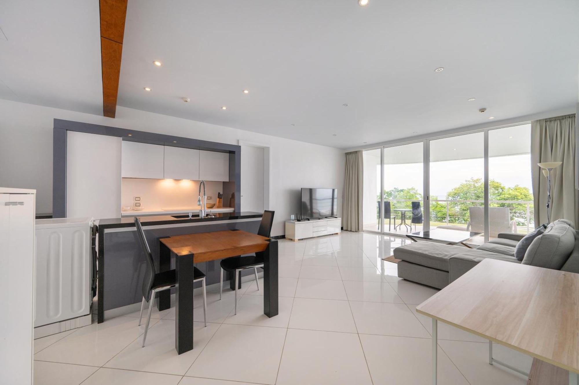 Pure Sunset Beach - Ocean View Room, Pattaya Na Chom Thian Exterior photo